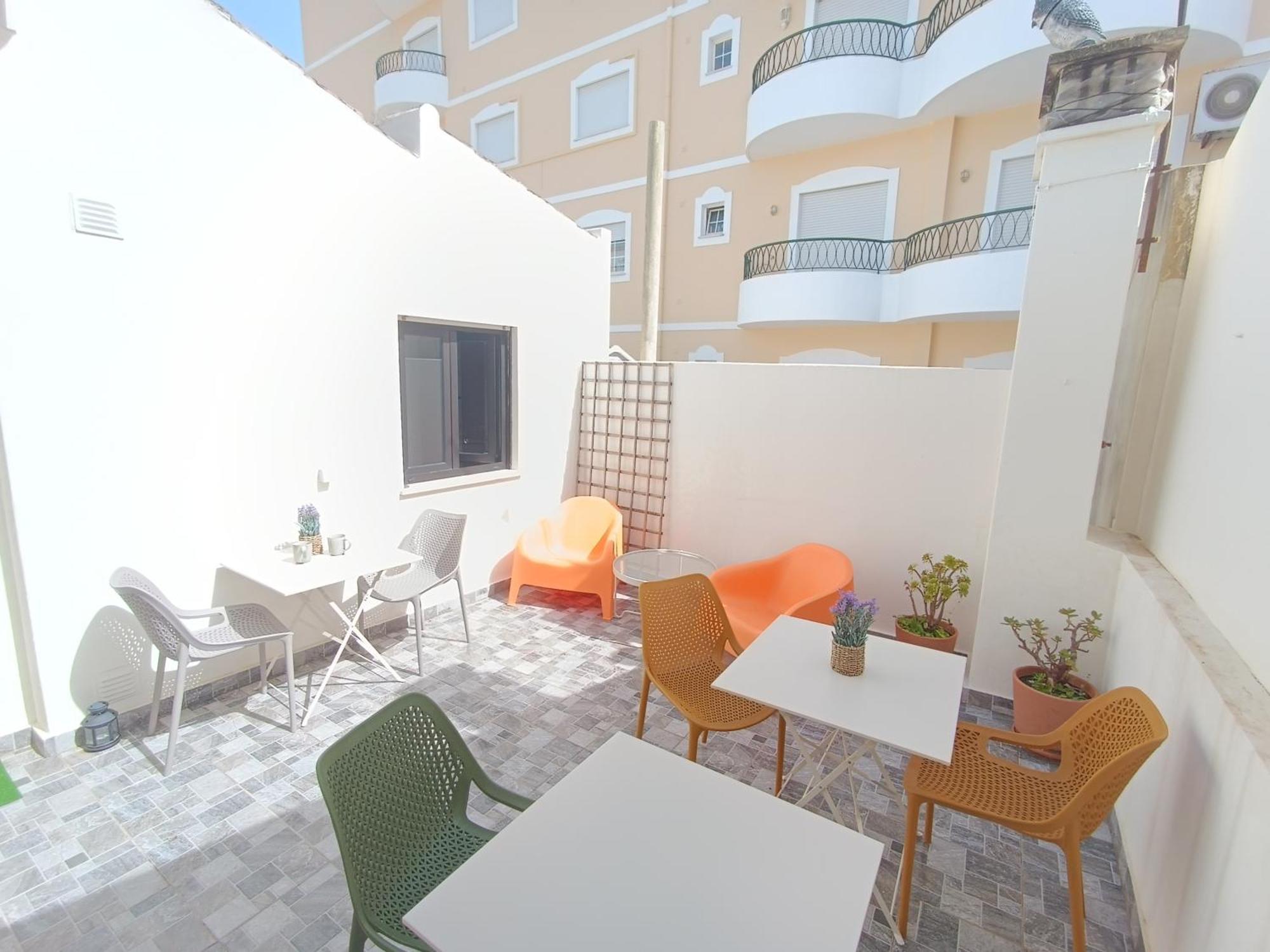 Apartment Aura *