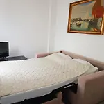 Aura Guesthouse